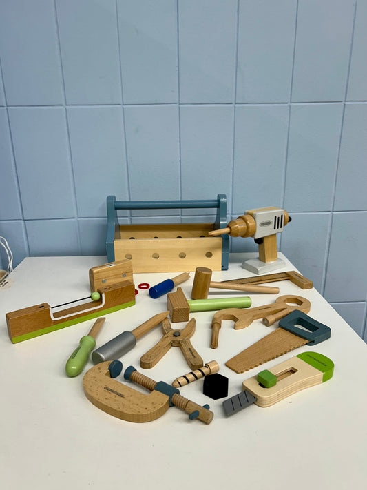 Værkstøjskasse i træ