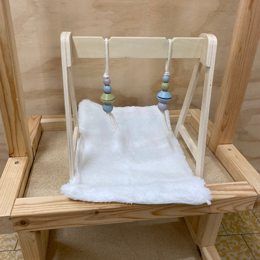 Aktivitets stativ til dukker