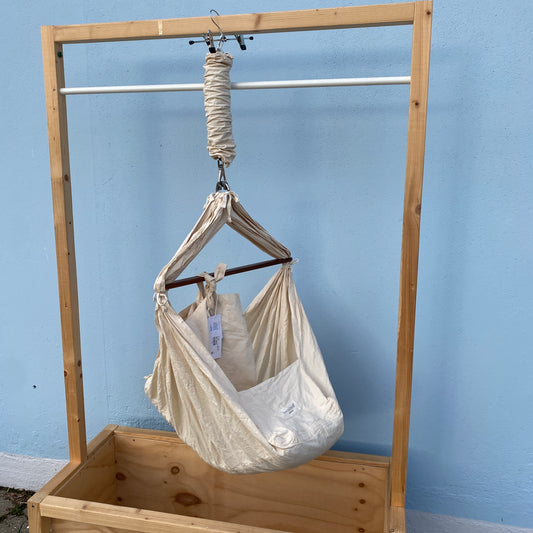Slyngevugge med kapok madras